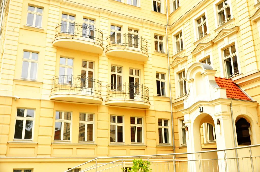 Hotel Przy Baszcie Legnica Bagian luar foto